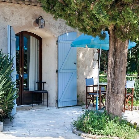 Le Mas Shabanou Bed and Breakfast Roquefort-les-Pins Εξωτερικό φωτογραφία