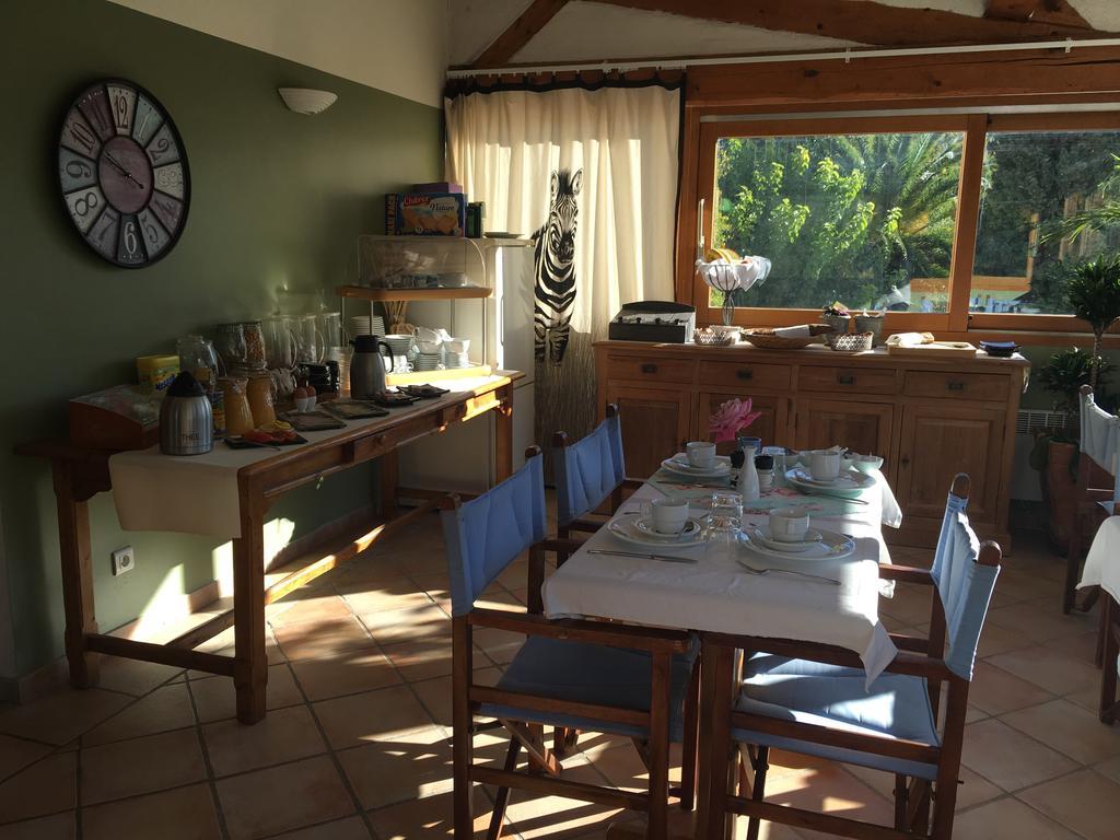 Le Mas Shabanou Bed and Breakfast Roquefort-les-Pins Εξωτερικό φωτογραφία