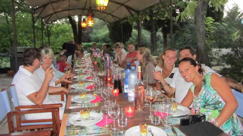 Le Mas Shabanou Bed and Breakfast Roquefort-les-Pins Εξωτερικό φωτογραφία