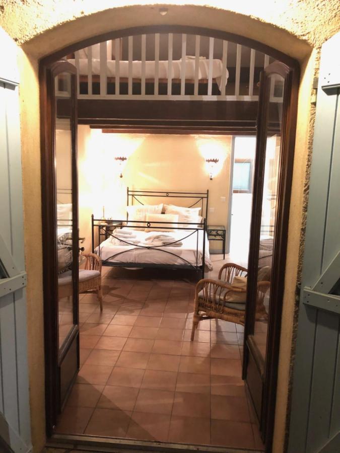 Le Mas Shabanou Bed and Breakfast Roquefort-les-Pins Εξωτερικό φωτογραφία